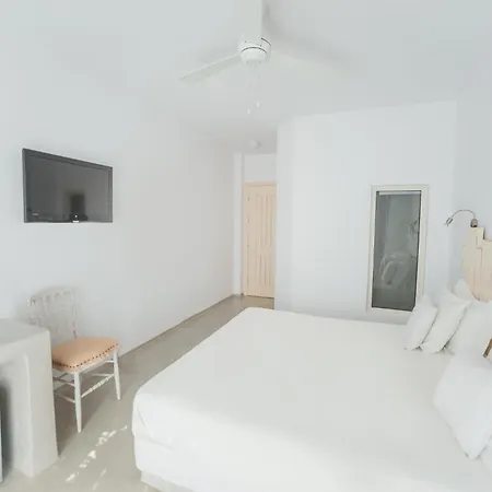 The Saint Vlassis 3* Naxos City