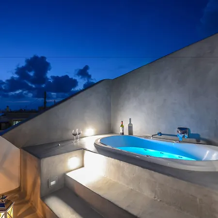 圣瓦拉西斯酒店 3* Naxos City