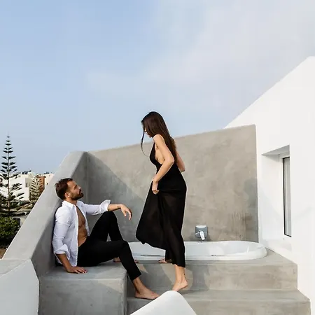 圣瓦拉西斯酒店 3* Naxos City